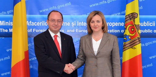 Romania indeamna Moldova sa continue reformele