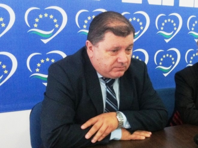 Directorul Hidro Prahova, in arest la domiciliu