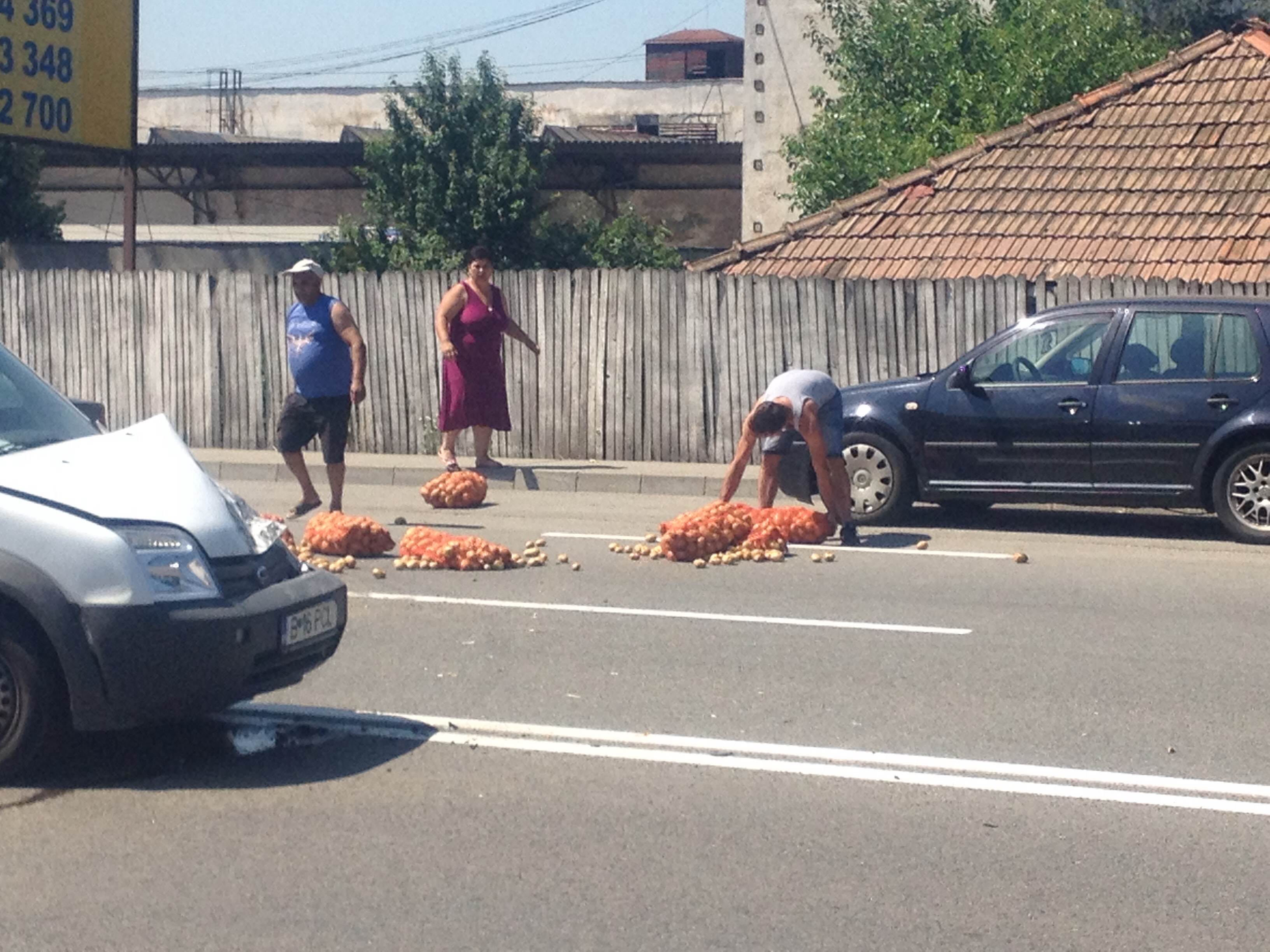 ACUM: Accident pe Calea Severinului! Foto: Andrei Creţoiu