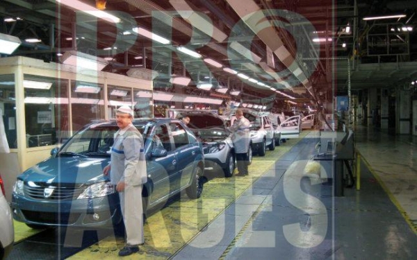 Aduc roboți! Dacia le oferă între 10.000 şi 100.000 de lei angajaţilor care pleacă voluntar din uzină.