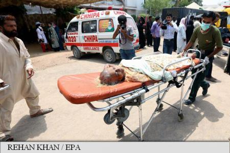 Caniculă în Pakistan!