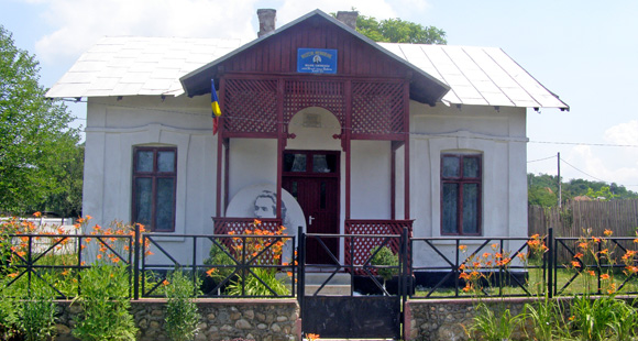 „Eminescu la Floresti”