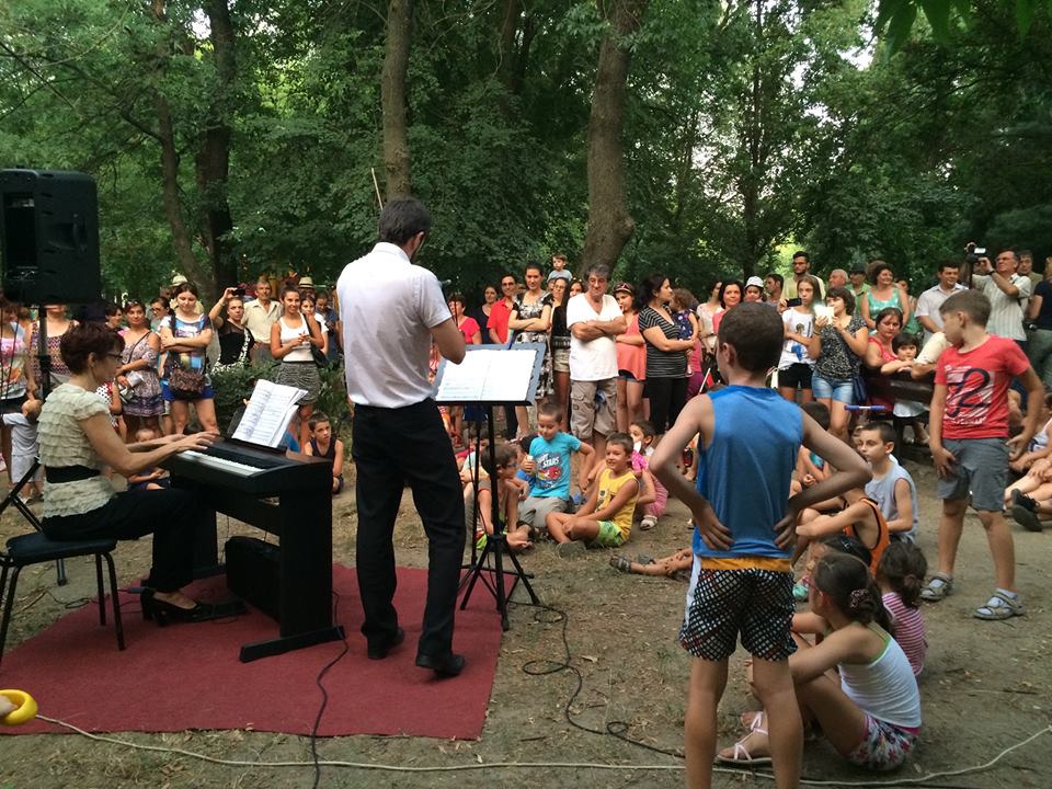 (Galerie foto) Duo clasic in aer liber!