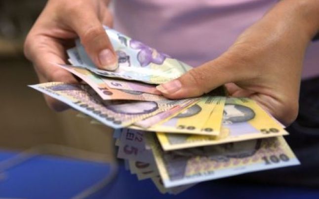 Bani dati inapoi la stat