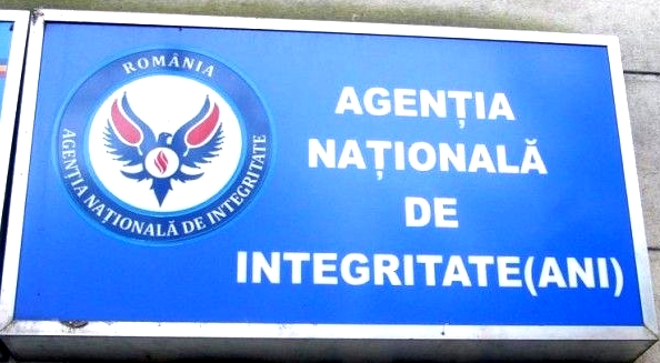 Primar din Argeş, găsit incompatibil de ANI.