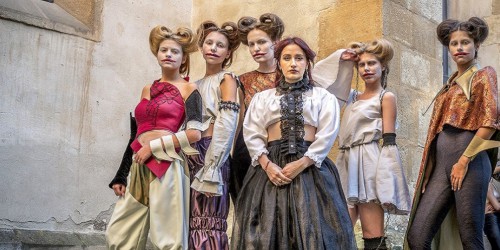 Fotomodelele din Piteşti au făcut senzaţie la FEERIC FASHION DAYS