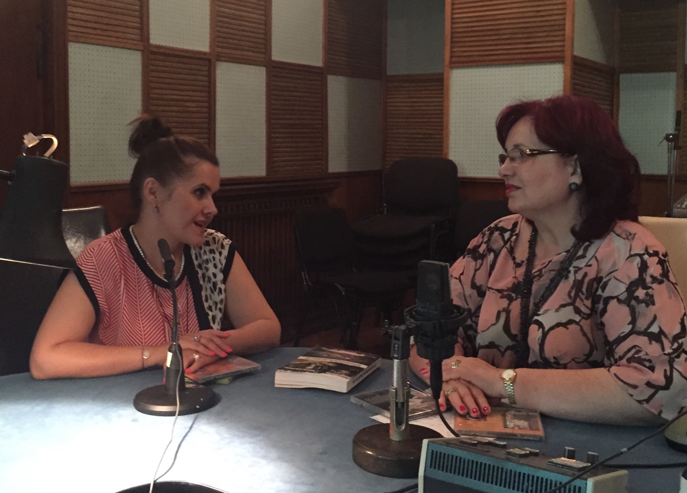 Niculina Stoican in vizita la Radio Oltenia Craiova