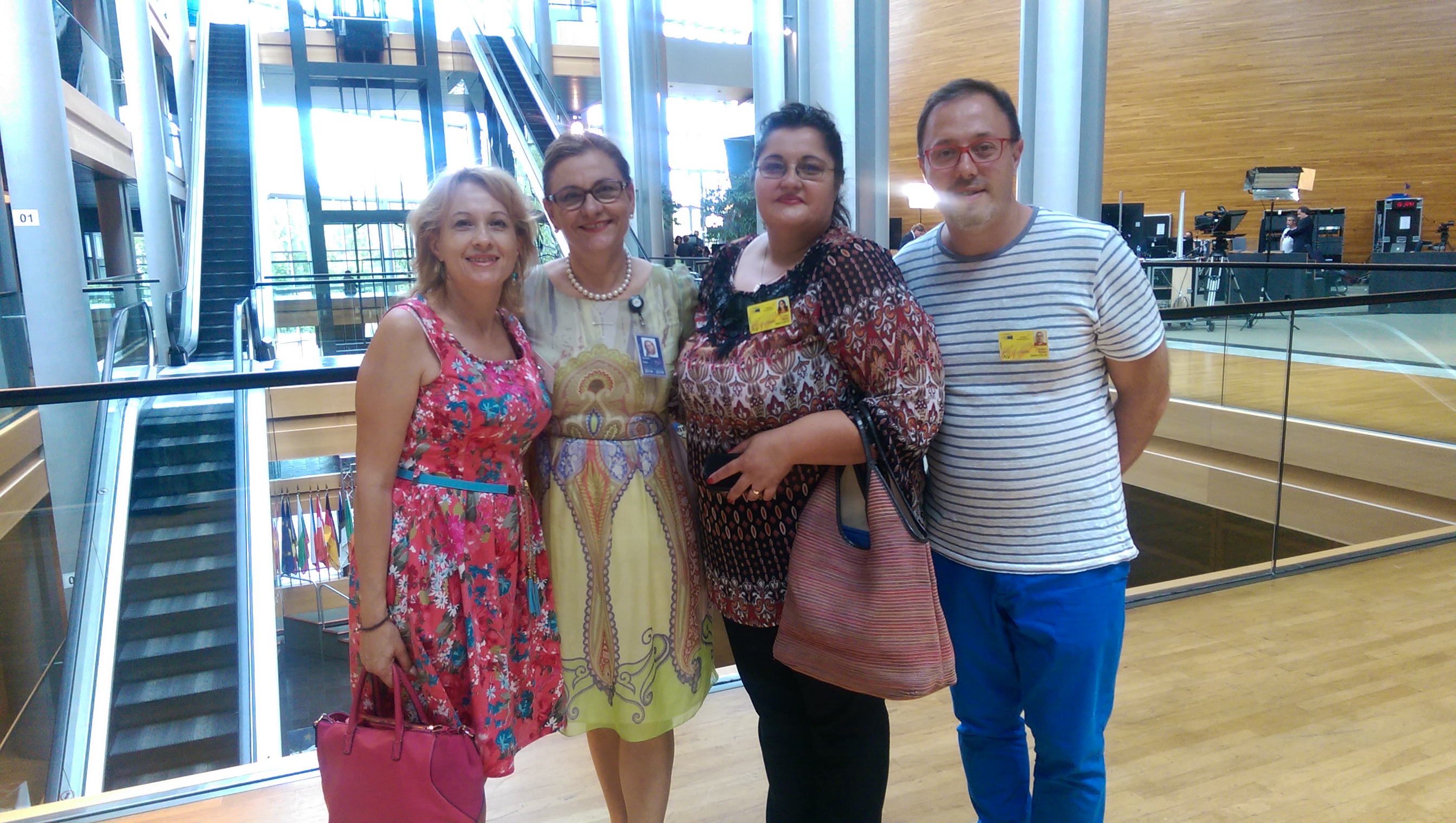 Radio Romania la Parlamentul European: întalnire cu Maria Grapini