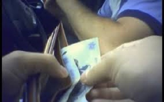 Polițiștii, mita și alcoolul