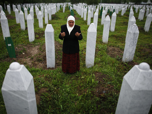 20 de ani de la masacrul de la Srebrenita
