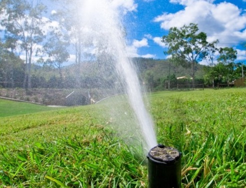 Apa stop la Târgu Jiu