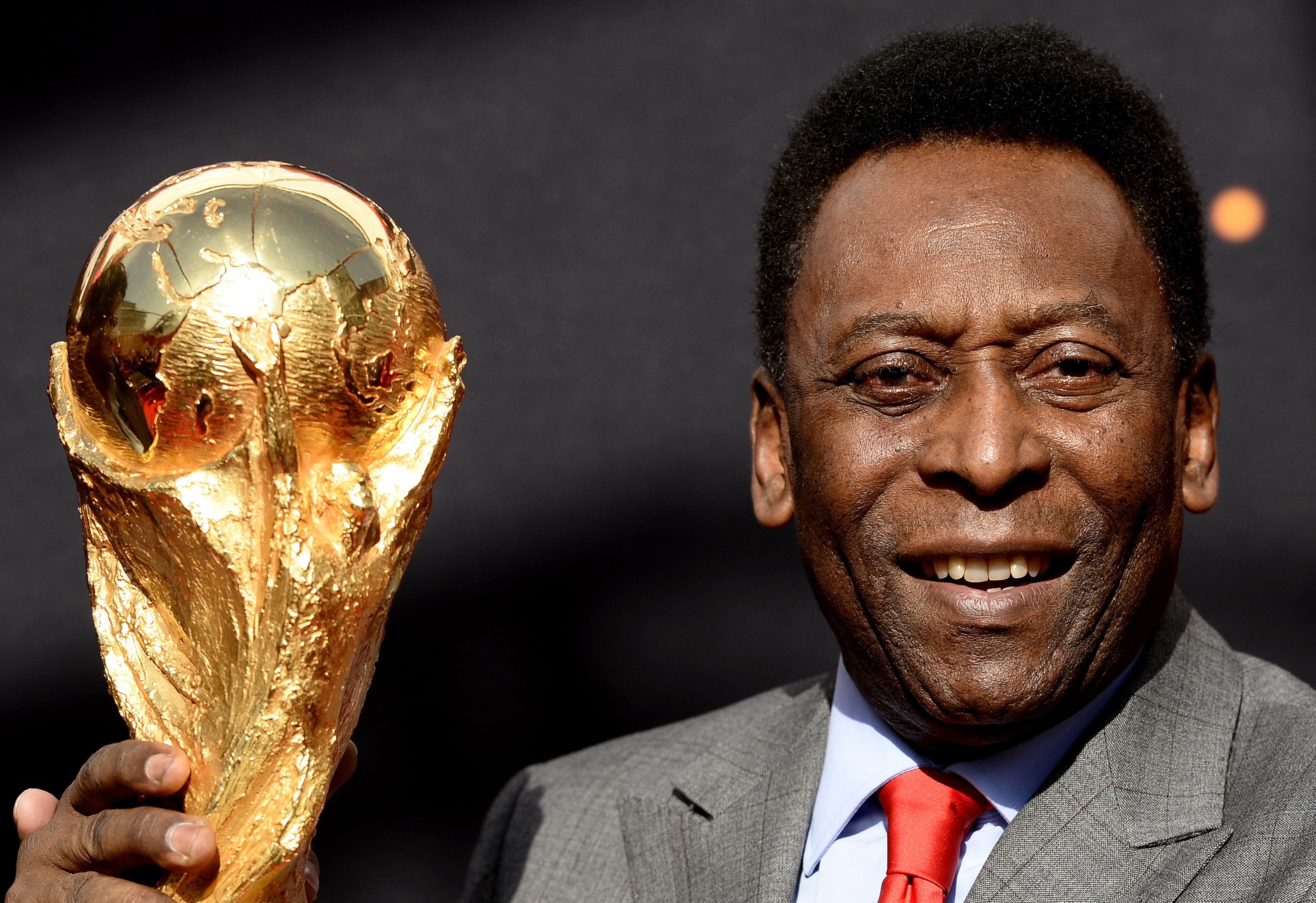 Pele a fost externat din spital