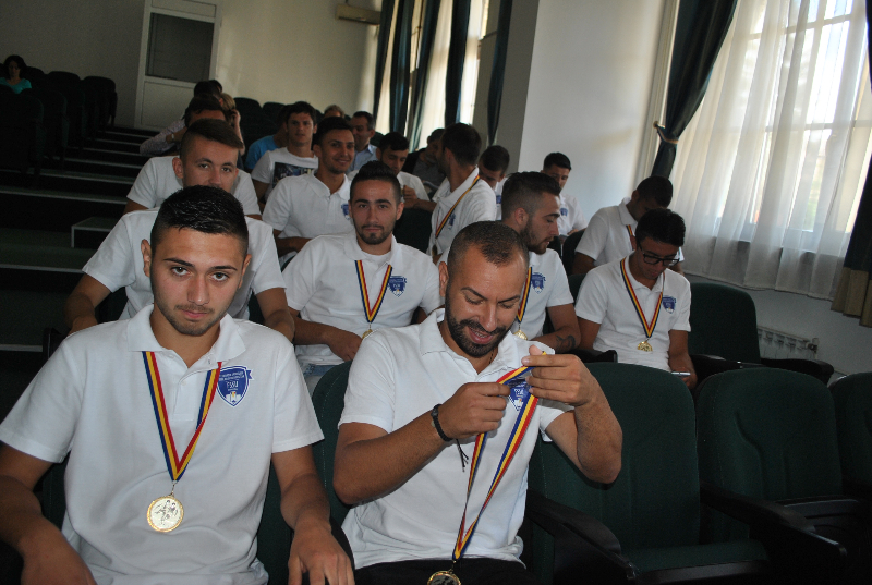 UCB si-a premiat studentii