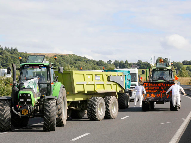 Proteste ale agricultorilor francezi