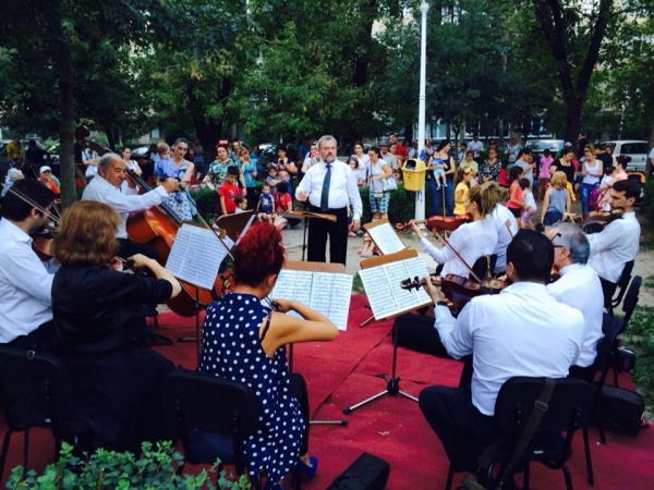 ”(RE)descopera orasul… in 33 de minute de muzica clasica”