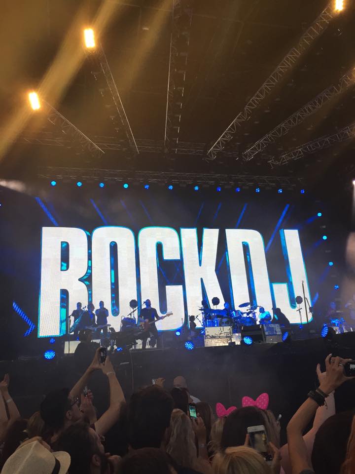 Robbie Williams! Concertul continuă!