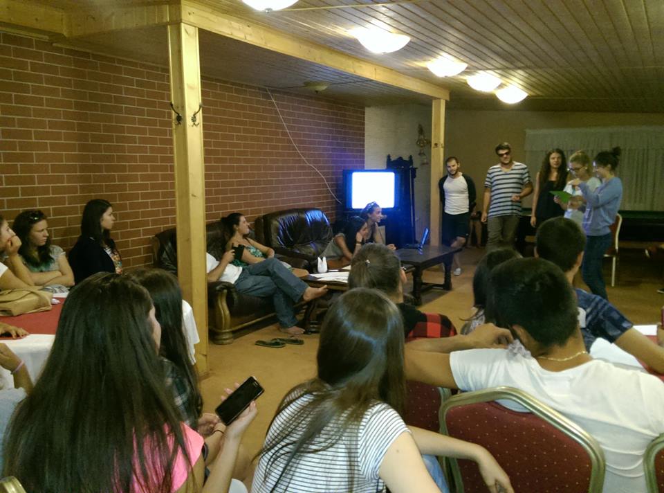 Elevi craioveni la AVENTURA CUNOASTERII