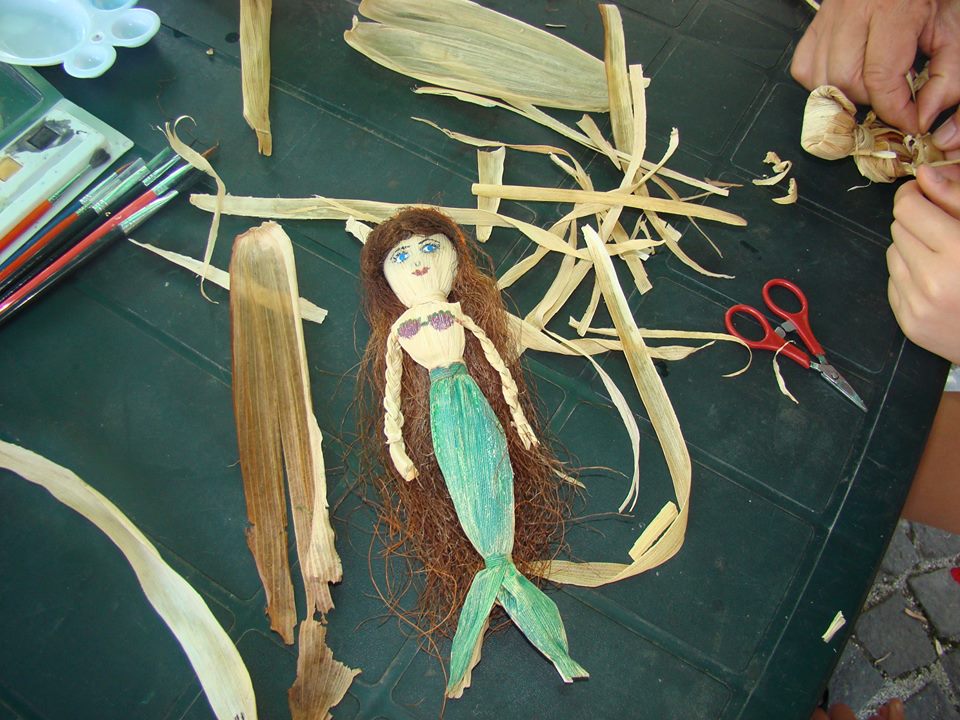 Ziua 3: Puppets occupy street!