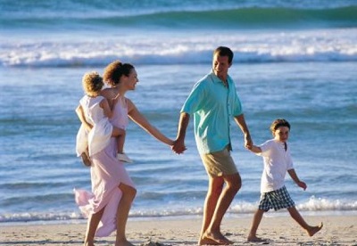 Vacanţele pe litoralul românesc sunt mai ieftine de astăzi