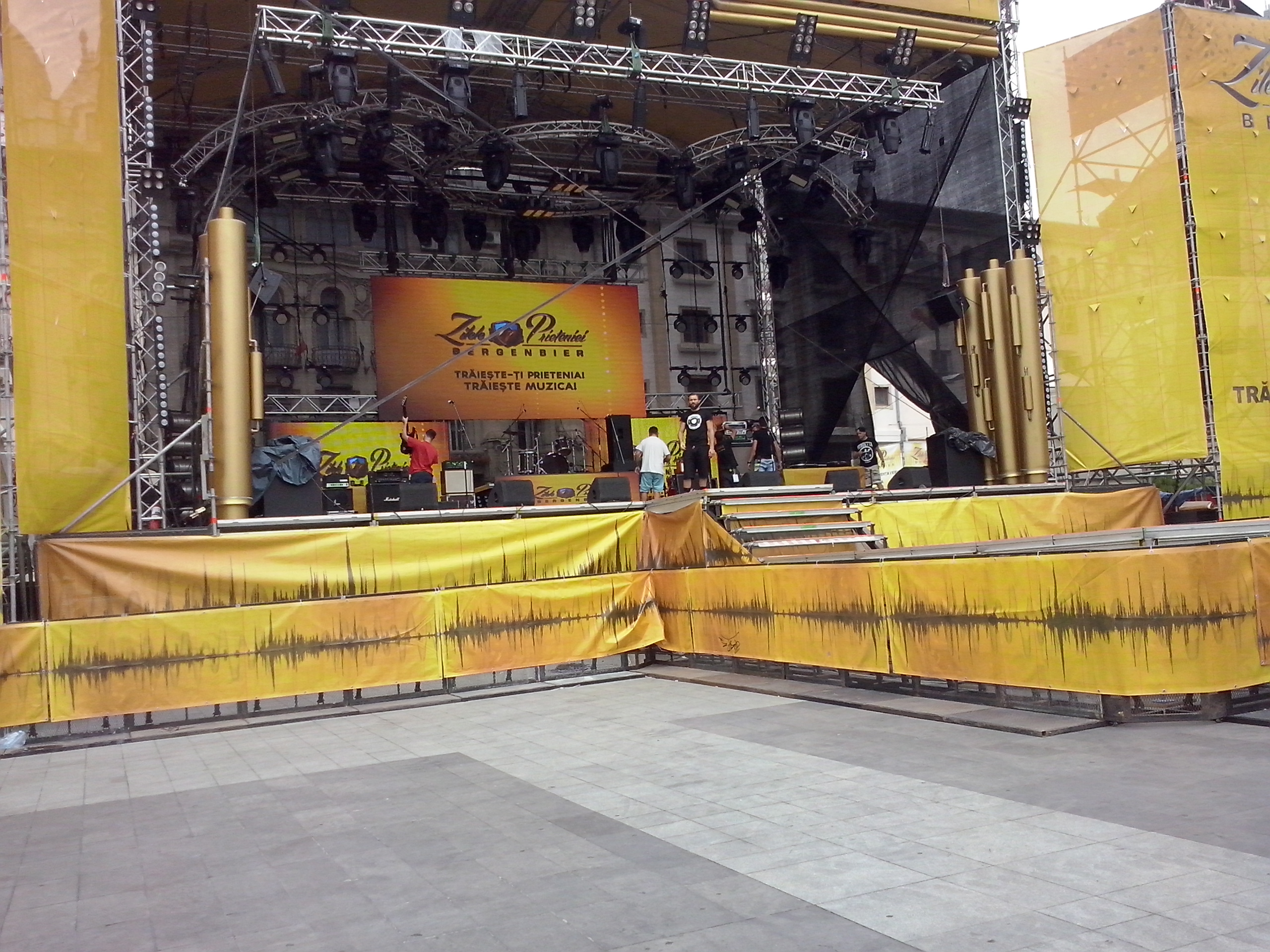 (Foto) Se fac probele de sunet!