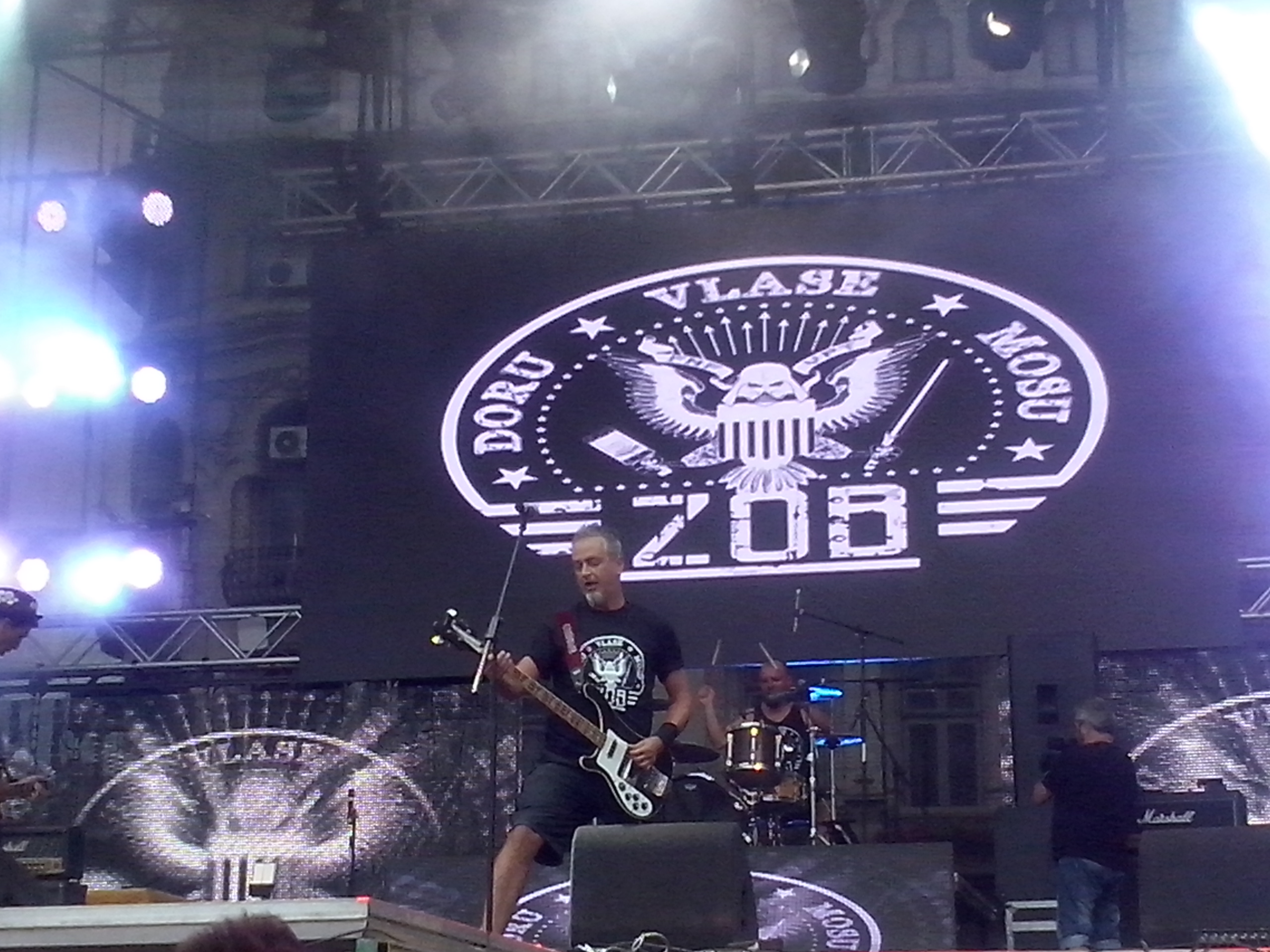 (Galerie foto) Seara incendiara la Craiova!