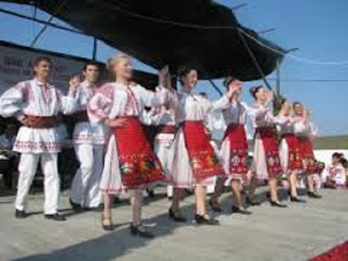 Târgul fetelor de la Coteana