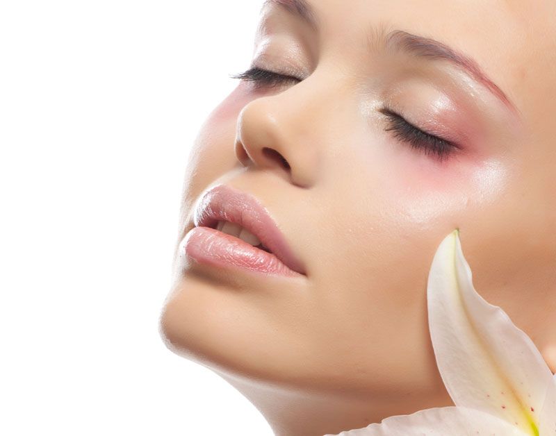 De la petele maronii la tenul palid