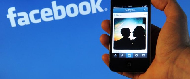 Facebook a lansat o funcţie de streaming video live