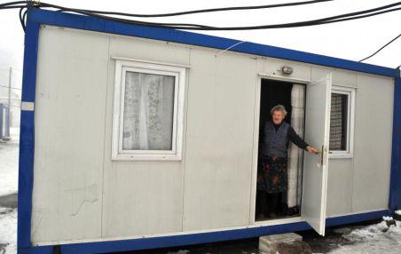 Sinistratii din Vaideeni tot in modulare