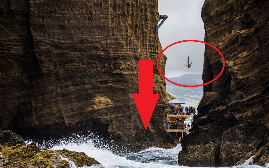 Picture of the Day: He jumped off a cliff in the world’s biggest diving competition!