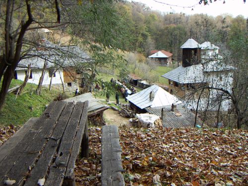 Bani de la Ministerul Dezvoltării