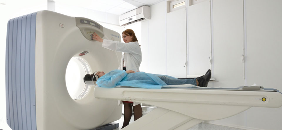 Tomograf nou la Corabia