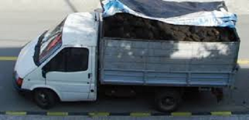 21 de persoane reținute pentru furt de cărbune și tăinuire