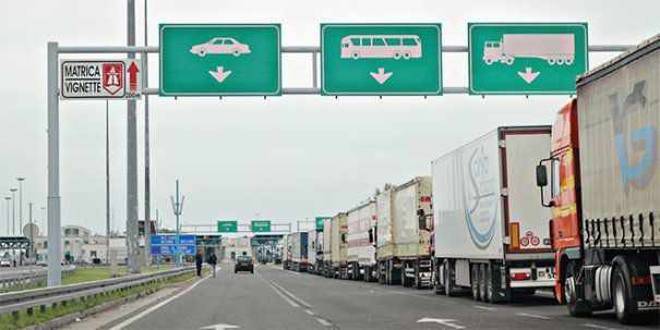 Scandal diplomatic: Croatia a interzis accesul cetatenilor din Serbia