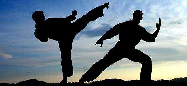 Sportivi români la Campionatul European de Karate Shotokan.