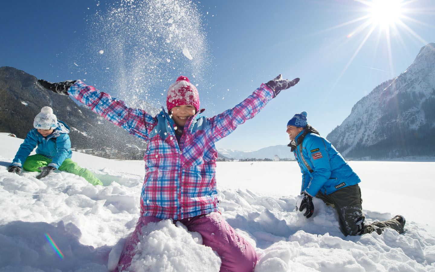Cine se bucura si cine nu de prelungirea vacantei de iarna