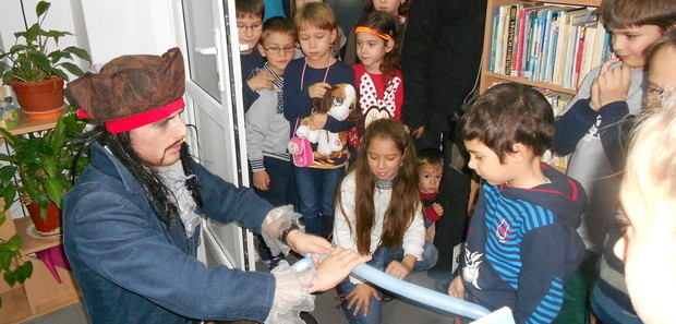 Start inscrierilor pentru clubul de lectura „Cartile copilariei”