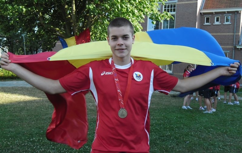 Robert Glinta a castigat aurul la Campionatele Mondiale de inot de la Singapore