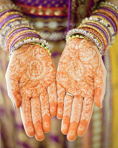 Picture of the Day: Hands of fortune