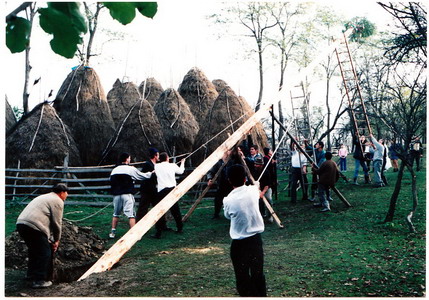 11 OCTOMBRIE – PRAJINA SI ULCIORUL DE NUNTA