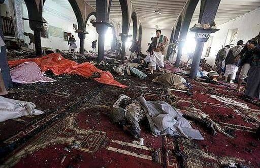 S.I: atentat sinucigas intr-o moschee!