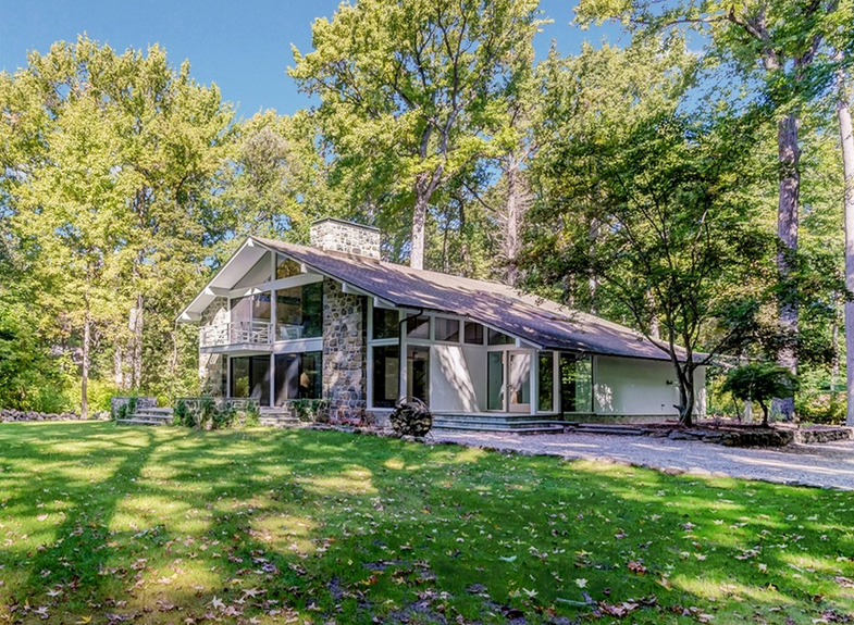 Casa Angelinei Jolie de vanzare