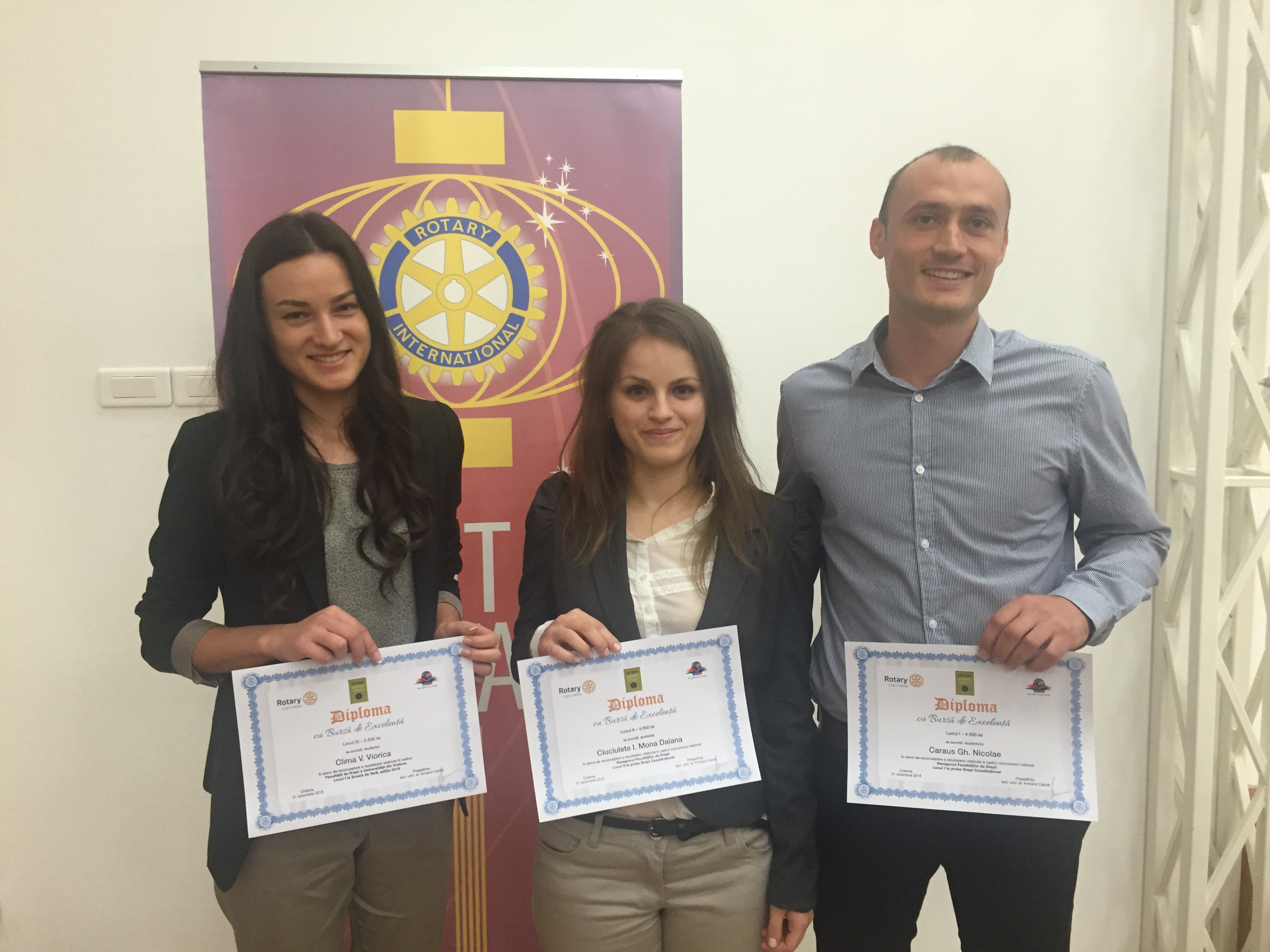 Burse Rotary pentru studentii de la Drept