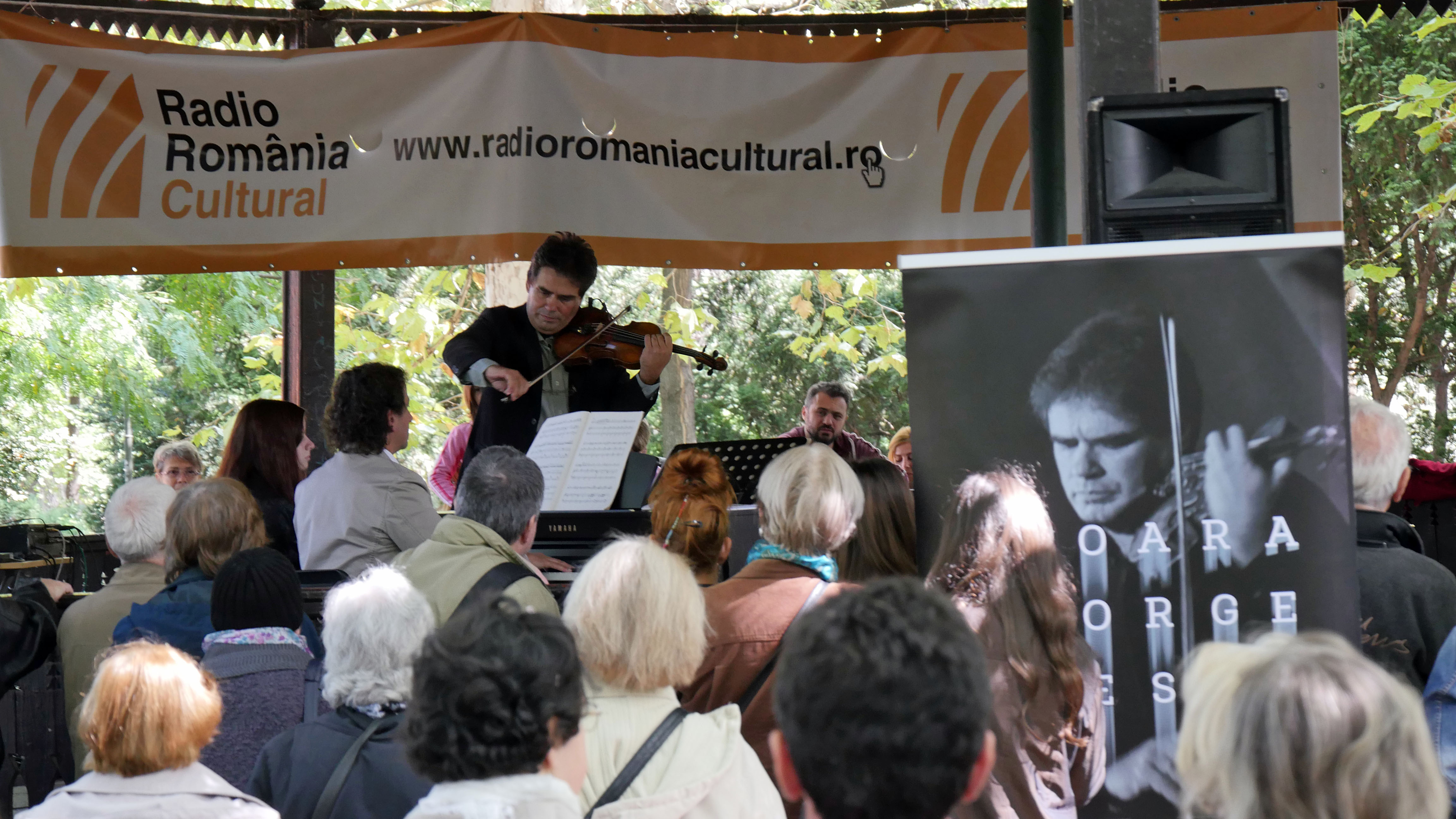 Vioara lui Enescu merge pentru a patra oara in satele si orasele din Romania