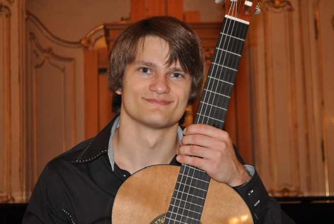 Europa Season: Recital de chitara al cehului Oleg Sergheev