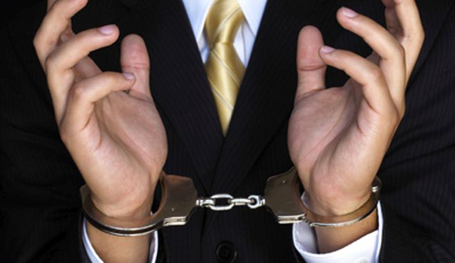 3 persoane din conducerea APIA au fost retinute