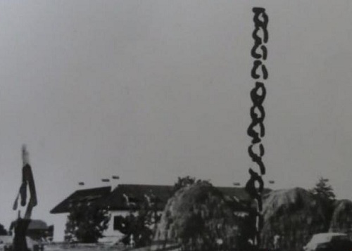 Prima schiță a Coloanei Infinitului