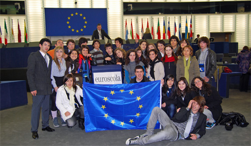 EUROSCOALA – competitia care duce elevii la Parlamentul European