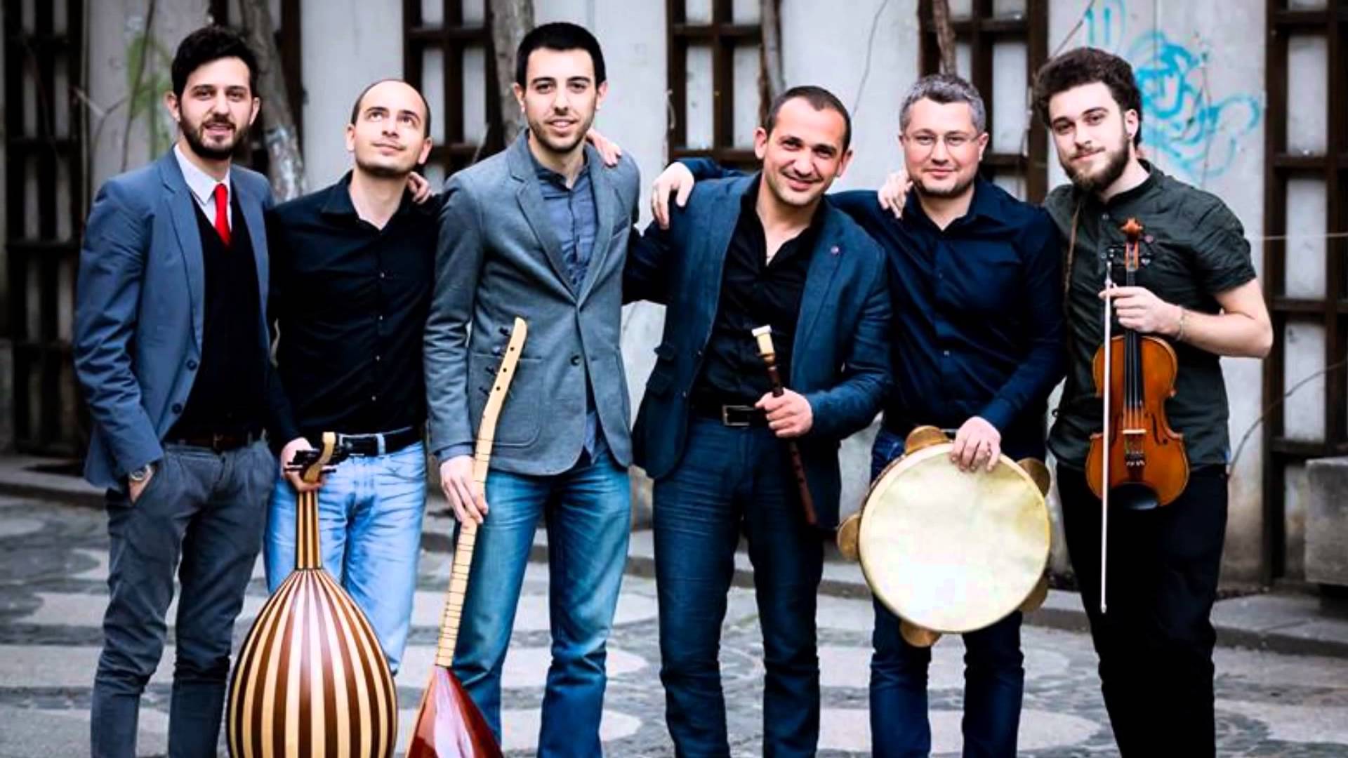 Ansamblul „Anton Pann” incheie turneul „Unicorn” la Sala Radio