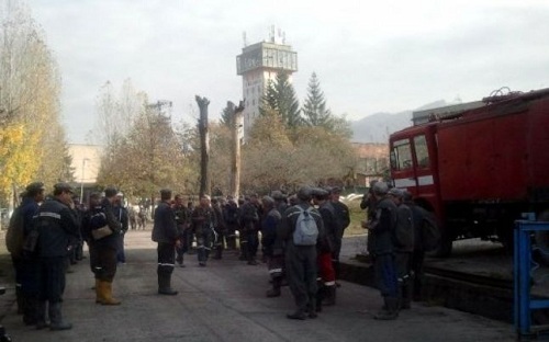 La Lonea protestul continuă